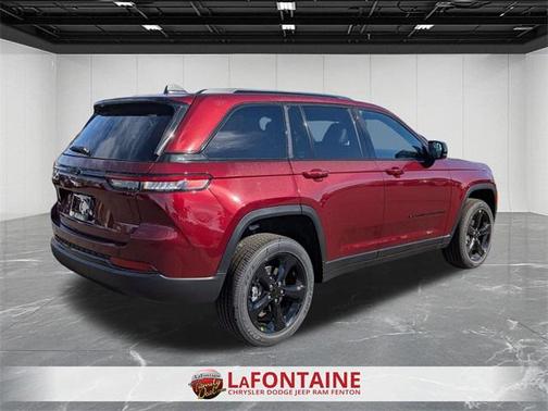 2025 Jeep Grand Cherokee Altitude