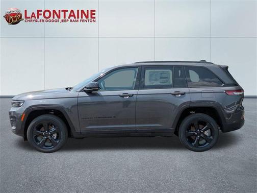 2025 Jeep Grand Cherokee Altitude