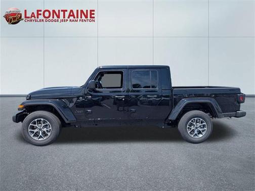2025 Jeep Gladiator Sport S