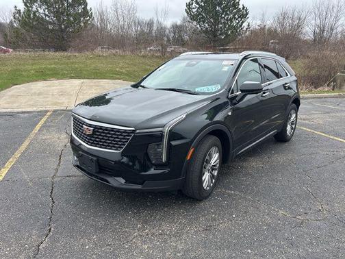 Black Metallic 2025 Cadillac XT4 Premium Luxury