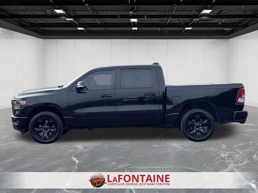 Diamond Black Crystal Pearlcoat 2019 RAM 1500 Big Horn