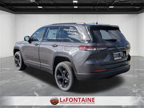 2025 Jeep Grand Cherokee Altitude