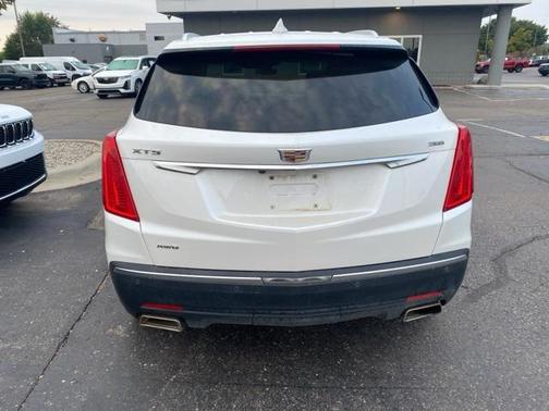 2017 Cadillac XT5 Luxury