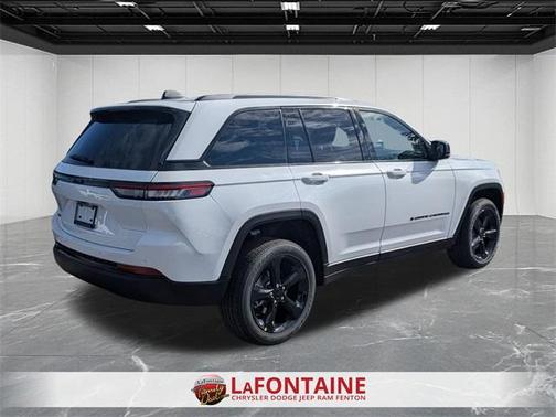 2025 Jeep Grand Cherokee Altitude