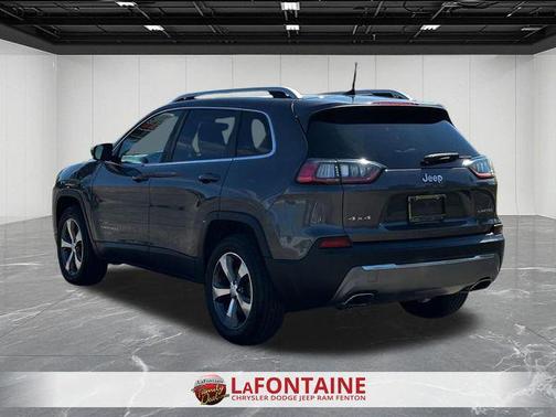 Granite Crystal Metallic Clearcoat 2019 Jeep Cherokee Limited