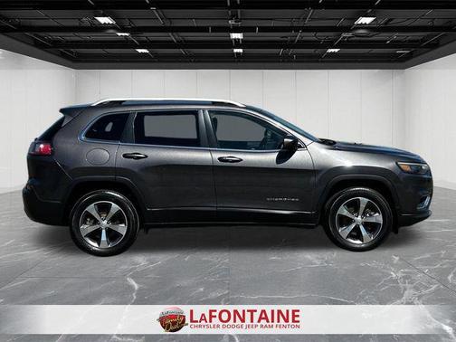Granite Crystal Metallic Clearcoat 2019 Jeep Cherokee Limited