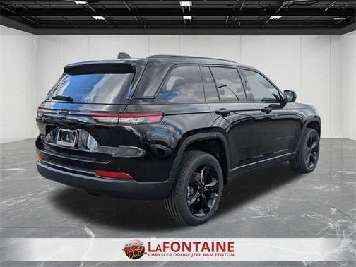 2025 Jeep Grand Cherokee Altitude