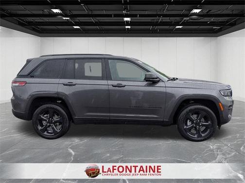 2025 Jeep Grand Cherokee Altitude