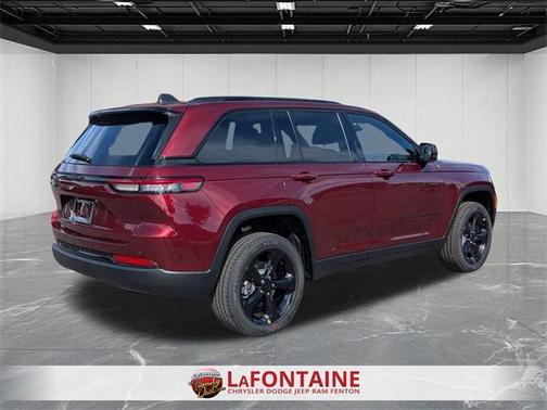 2025 Jeep Grand Cherokee Altitude