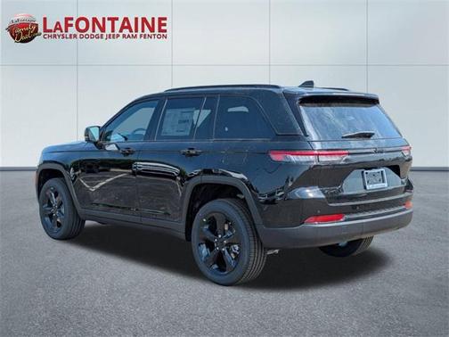 2025 Jeep Grand Cherokee Altitude