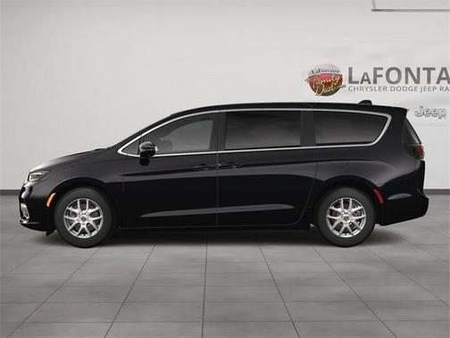 2025 Chrysler Pacifica L