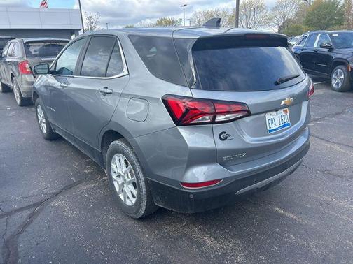 Sterling Gray Metallic 2024 Chevrolet Equinox 1LT