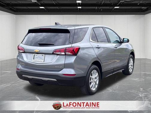 Sterling Gray Metallic 2024 Chevrolet Equinox 1LT