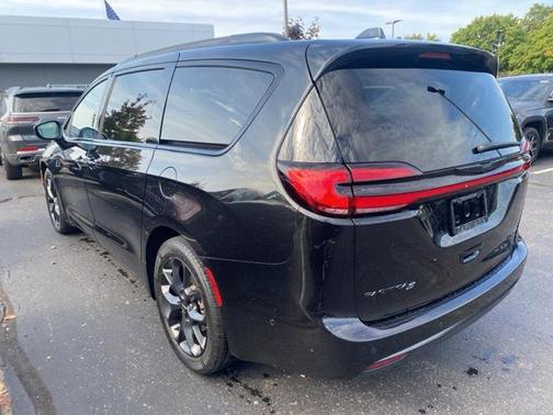 2022 Chrysler Pacifica Limited