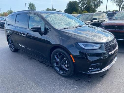 2022 Chrysler Pacifica Limited