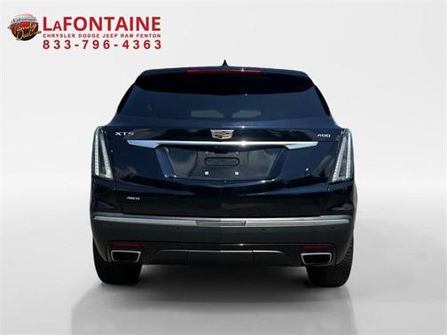 2021 Cadillac XT5 Sport