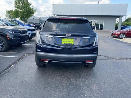 2021 Cadillac XT5 Sport