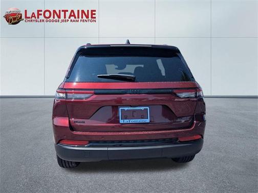 2025 Jeep Grand Cherokee Altitude