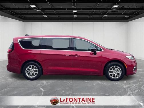 2025 Chrysler Pacifica L