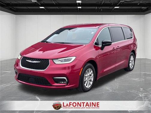 2025 Chrysler Pacifica L