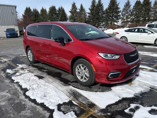 2025 Chrysler Pacifica L