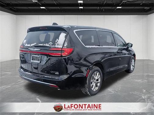 2026 Chrysler Pacifica Limited
