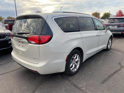 2019 Chrysler Pacifica Limited