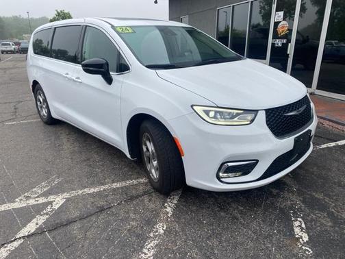 2024 Chrysler Pacifica Limited