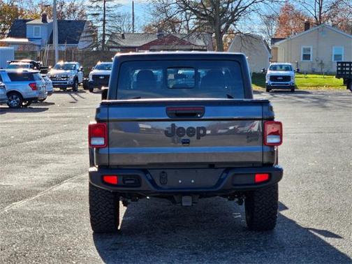 2021 Jeep Gladiator Willys 4x4