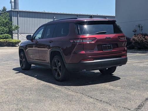 Velvet 2023 Jeep Grand Cherokee L Altitude