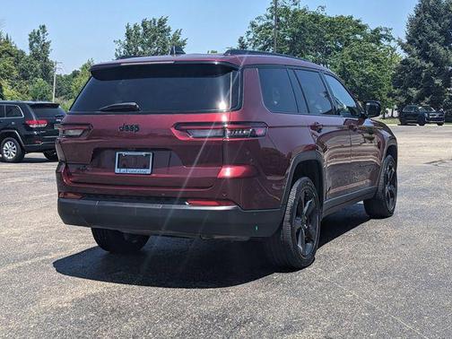 Velvet 2023 Jeep Grand Cherokee L Altitude