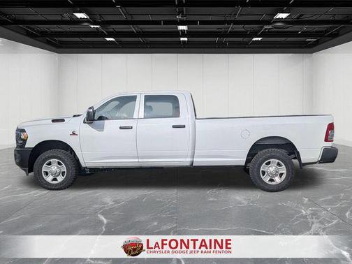 Bright White Clearcoat 2024 RAM 3500 Tradesman Crew Cab 4x4 8' Box