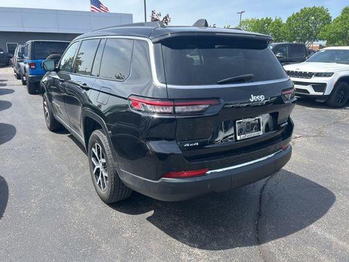 Diamond Black Crystal Pearlcoat 2024 Jeep Grand Cherokee L Limited