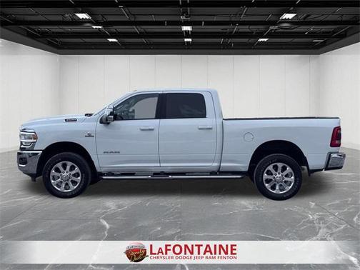 2023 RAM 3500 Laramie Crew Cab 4x4 6'4' Box