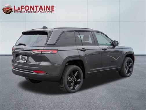 2025 Jeep Grand Cherokee Altitude