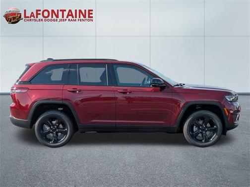 2025 Jeep Grand Cherokee Altitude