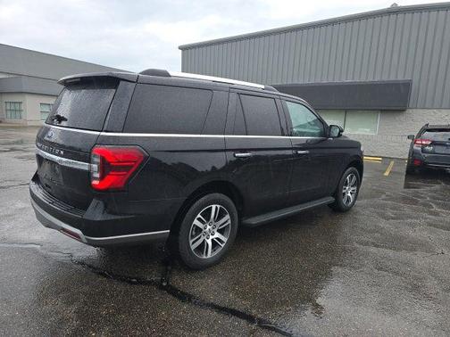 Black Metallic 2024 Ford Expedition Limited