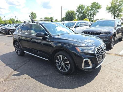 2023 Audi Q5 45 S line Premium Plus