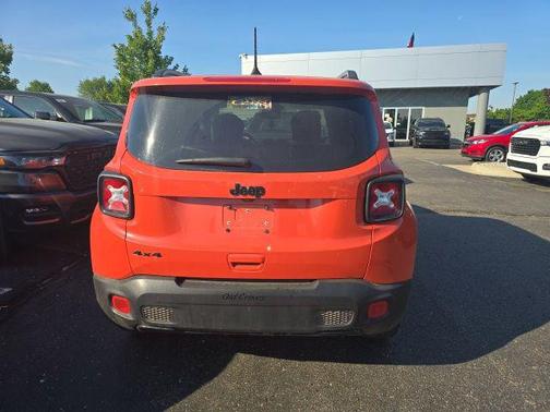 Omaha Orange 2018 Jeep Renegade Altitude