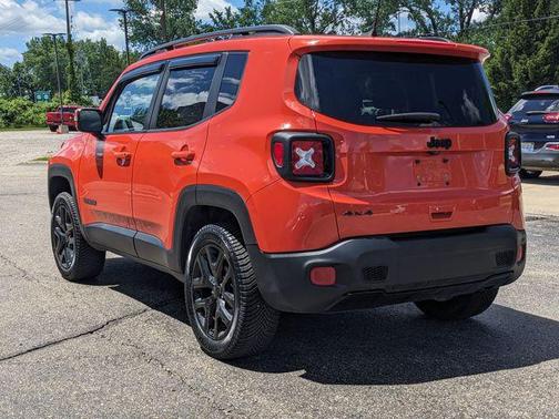 Omaha Orange 2018 Jeep Renegade Altitude