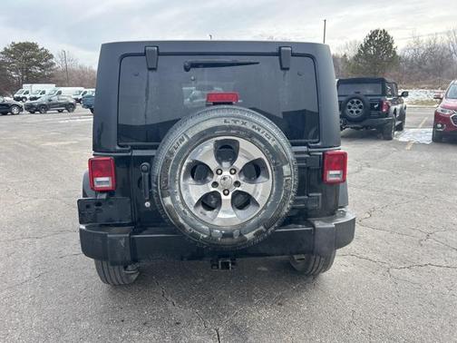 2017 Jeep Wrangler Unlimited Sahara