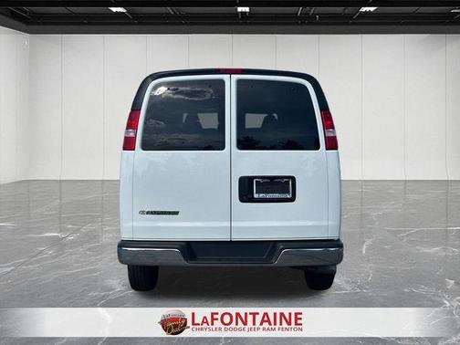 Summit White 2025 Chevrolet Express 3500 RWD 3500 Extended Wheelbase LT