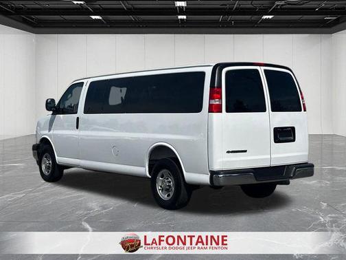 Summit White 2025 Chevrolet Express 3500 RWD 3500 Extended Wheelbase LT