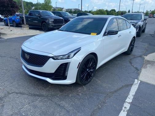 2022 Cadillac CT5 Premium Luxury RWD