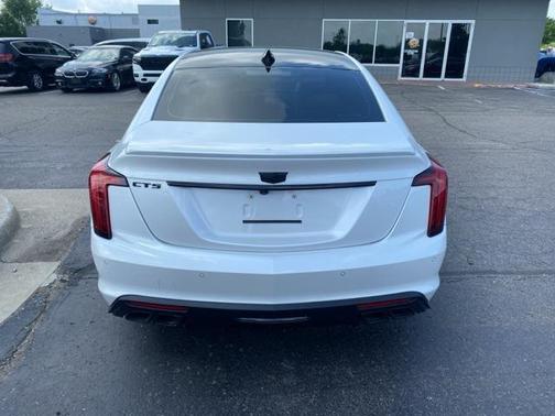 2022 Cadillac CT5 Premium Luxury RWD