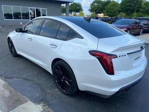 2022 Cadillac CT5 Premium Luxury RWD