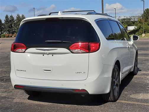 2019 Chrysler Pacifica Limited