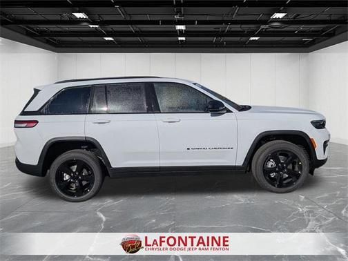 2025 Jeep Grand Cherokee Altitude