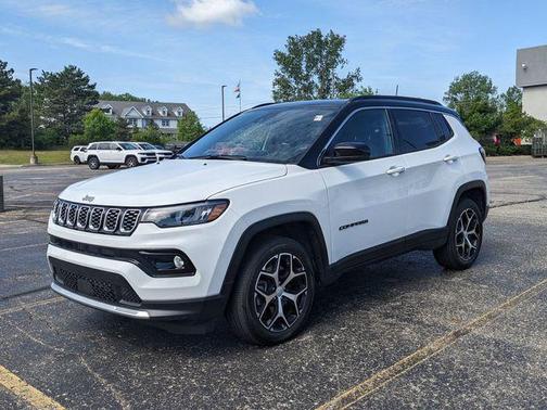 Bright White Clearcoat 2024 Jeep Compass Limited