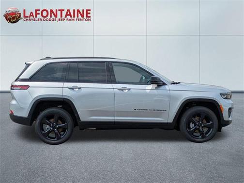 2025 Jeep Grand Cherokee Altitude